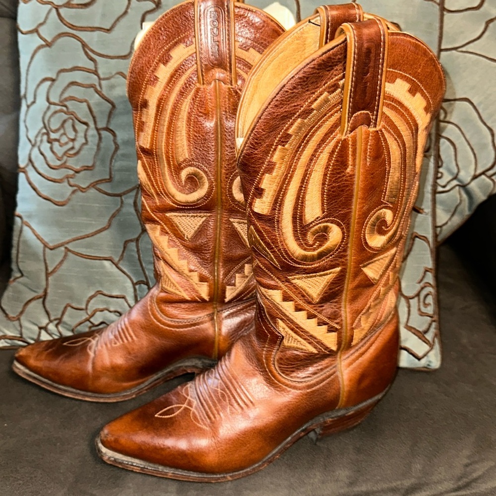 Women’s Boulet leather cowboy boots Size 5